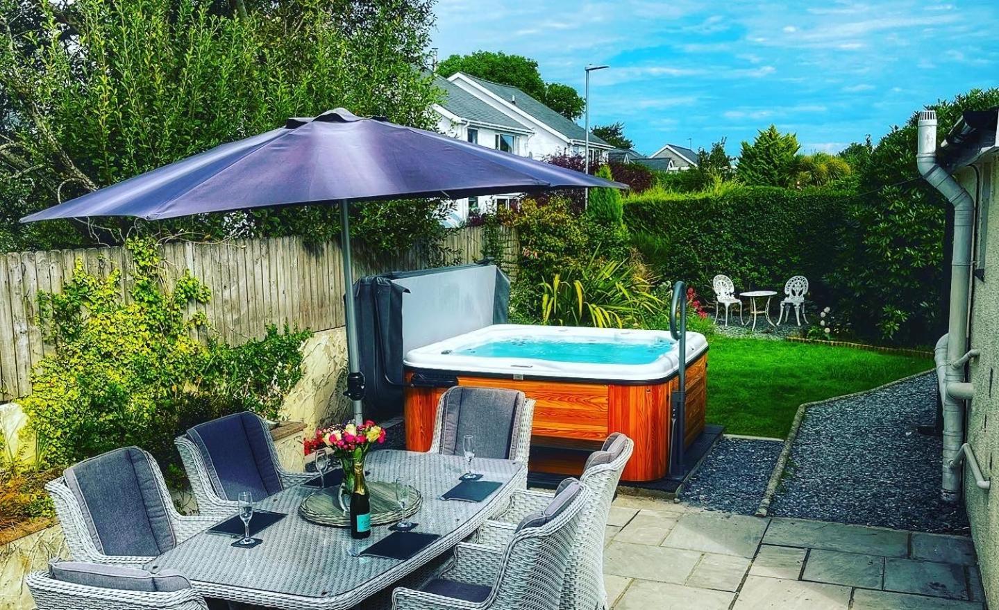 Erwenni, Llanbedrog, Abersoch Near Beach And Pub With Hot Tub 외부 사진